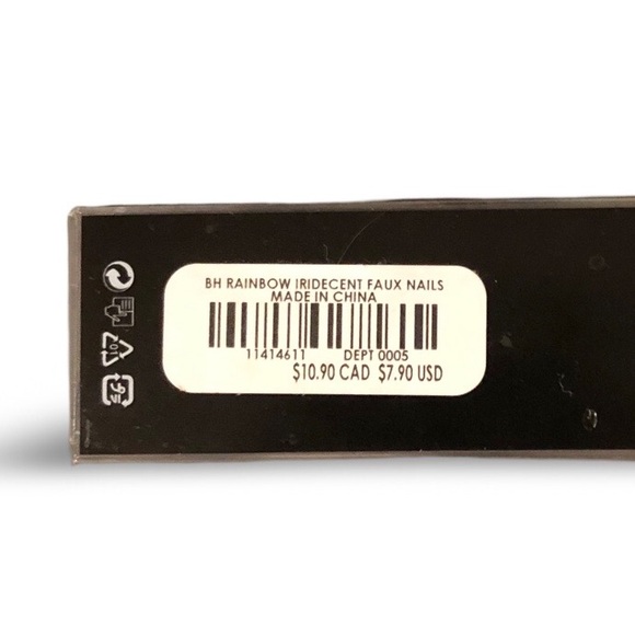 BLACK HEART 🖤 Iridescent Faux Nails - Picture 4 of 4